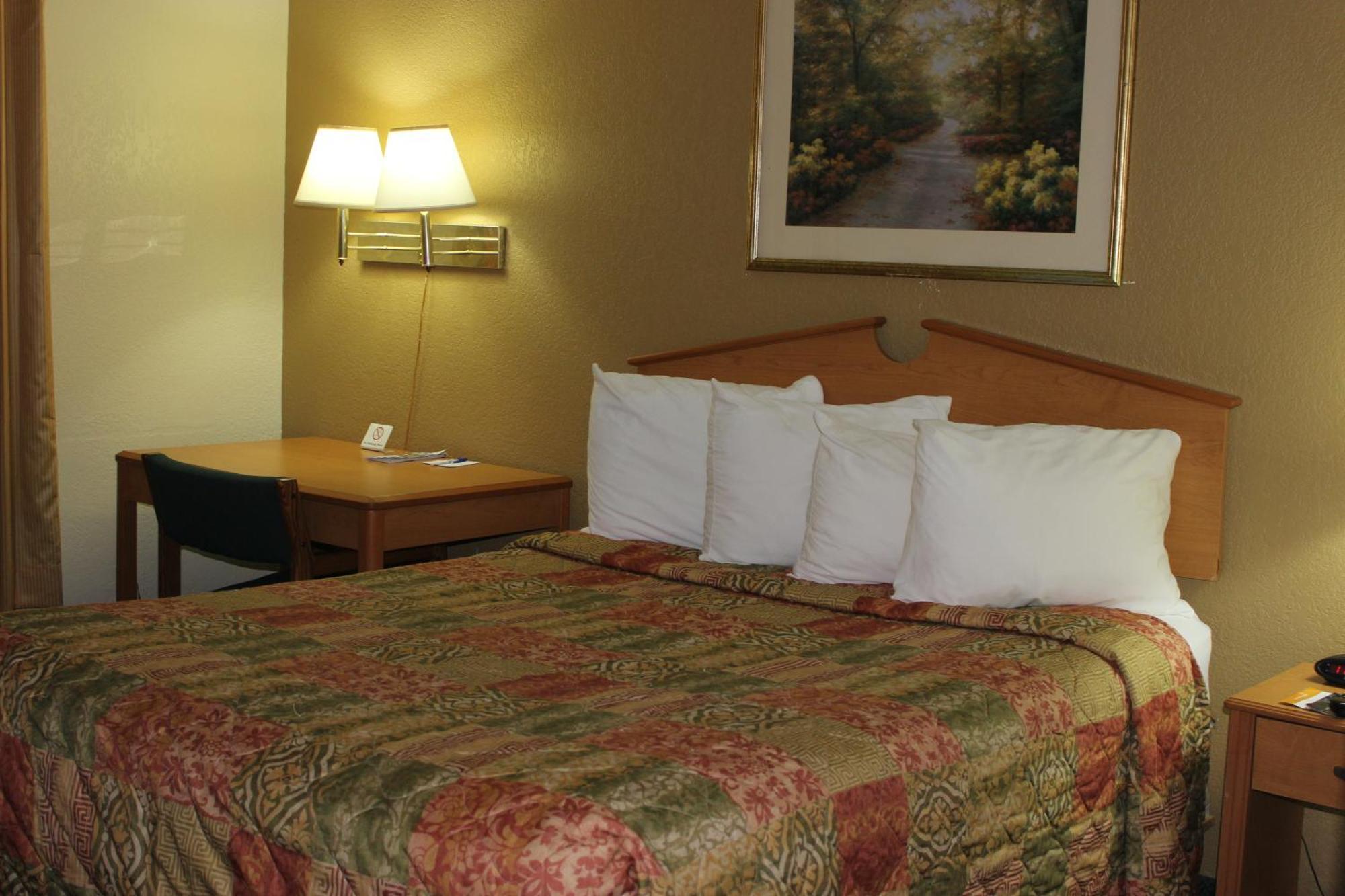 Americas Best Value Inn Grand Forks Exterior foto